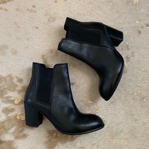 Diba True Black Bootie